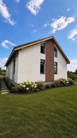 Одноповерховий будинок з монолітним перекриттям - фото 1