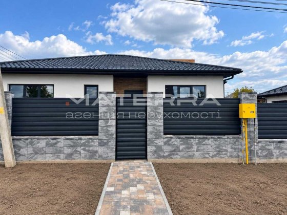 Будинок Шевченкове 110 м² 5 соток / топова локація / асфальт / ГАЗ Шевченково