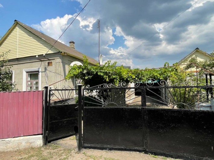 Продам будинок  м.Помічна - фото 1