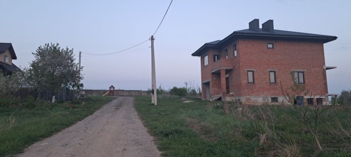 Продаж будинку в Винниках - фото 1