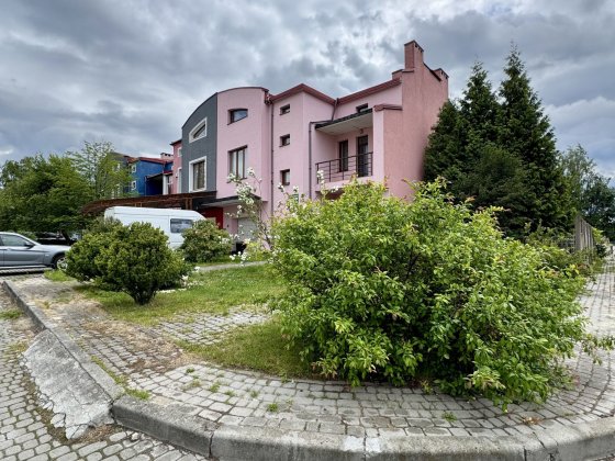 Продаж котеджу 187 м.кв., в. Наварійська/Солонка Солонка