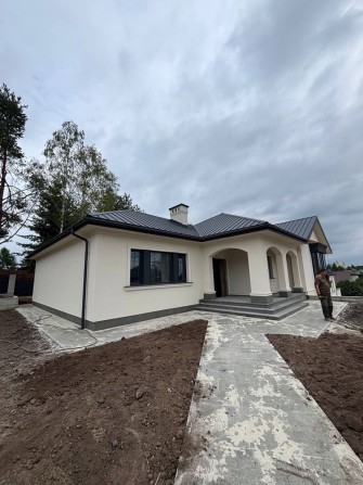 Продаж будинку 240м2 Брюховичі Закрите містечко англійський стиль територія 7 сот - фото 1