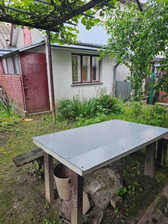Продаж 2 кім. кВ. ,,особнячного,, типу Рудне гараж+ літня кухня+ 5.1 сот землі - фото 1
