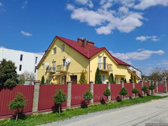 Продається котедж у Рудно Рудне