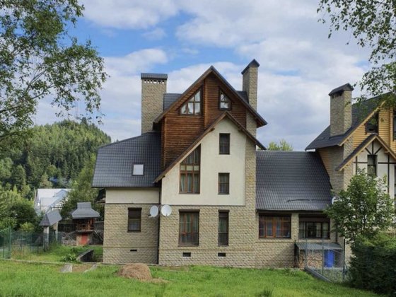 Затишний будинок  у Східниці + ділянка 28 соток , ліс поруч, джерела «Нафтуся» Східниця