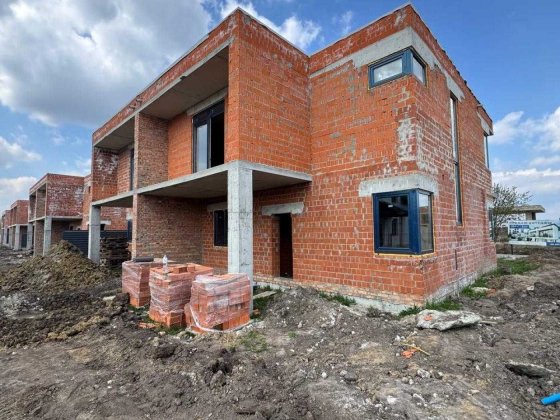 Продаж сучасного дуплексу с. Зубра | Поблизу Львова БЕЗ КОМІСІЇ Зубра