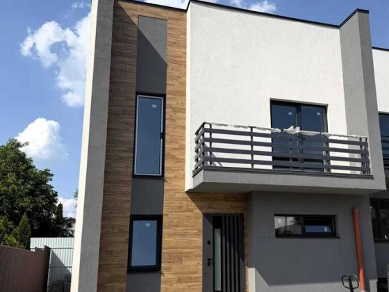 Продаж котеджу у селі Зубра по вул. Лісна передмістя Львова Зубра