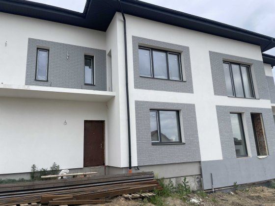 Продаж котеджу Зубра, Сихів, до обʼїзної Львів! Зубра