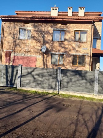 Продаж будинку 240 м² на ділянці 10 соток з 2 заїздами | Зимна Вода .Топ місце! - фото 1