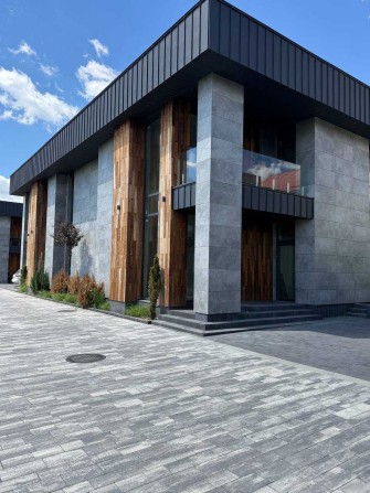 Котедж Zubra Home біля Львова — 176 м², закрита територія з власним простором - фото 1