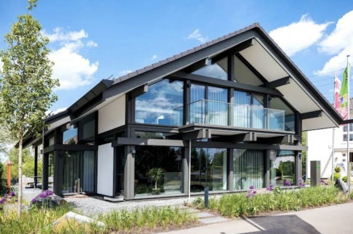 Ексклюзивний будинок 210 м² біля Львова | HUF HAUS | 1-ша лінія об’їзної - фото 1