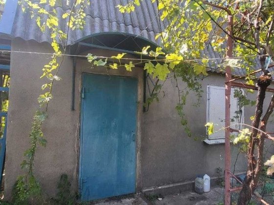 Дачний будинок на приватизованій земельній ділянці Галициново