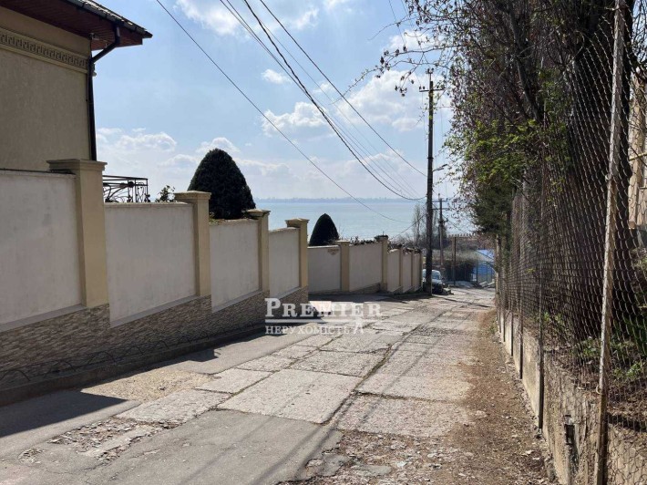 Продам будинок з ремонтом у Крижанівці. З вікон вид моря, до пляжу 5хв - фото 1
