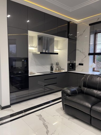 Продам цегляний будинок з євроремонтом у Фонтанці-2 (220-580) - фото 1