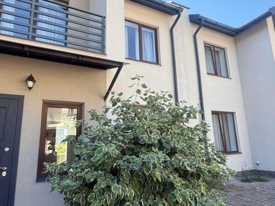 Продам таунхаус в Червоном хуторе, ул. Центральная, 103 кв. м Лиманка