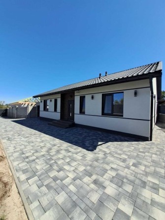 Продам новый современный дом на в Нерубайском общей площадью 132 м² с качественным ремонтом, на 5 со - фото 1