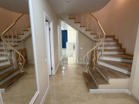 У продажі Таунхаус у Чорноморській Рівʼєрі (228-418) Фонтанка