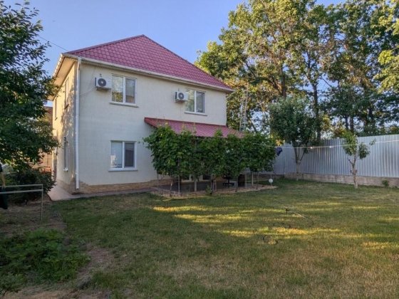 Будинок на найкращій вулиці в Сухому лимані. У центрі села ПРОГРАМИ(184-3120) Сухой Лиман