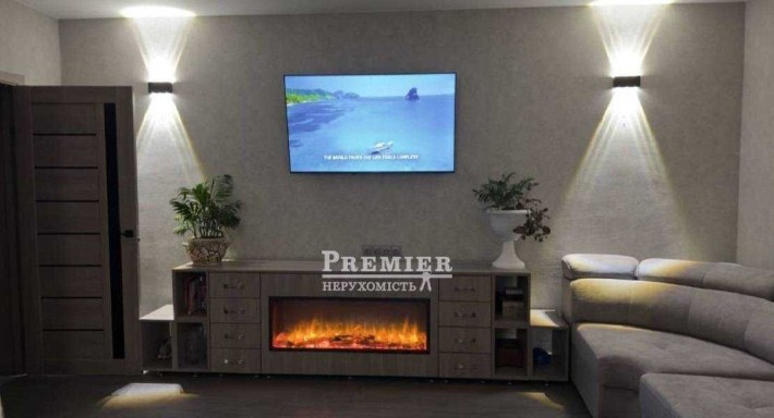 Продам будинок з ремонтом поряд з озером - фото 1