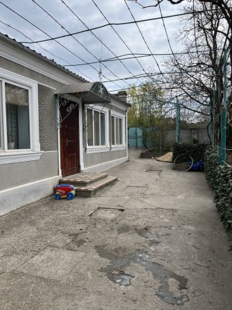 Продам  дом в центре Овидиополя - фото 1