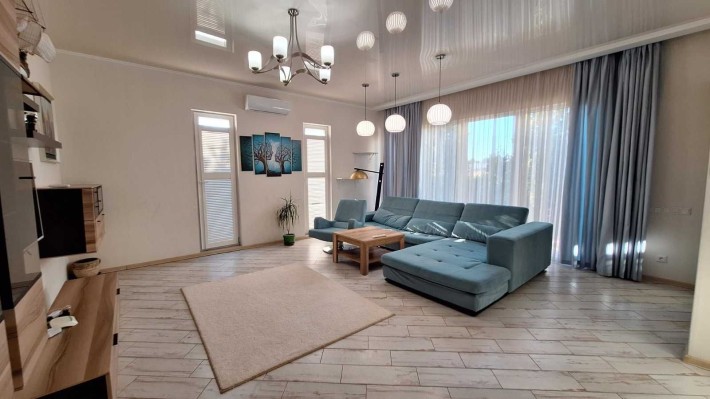 Продам  1 эт. компактный дом в Совиньоне на участке 5 соток - фото 1