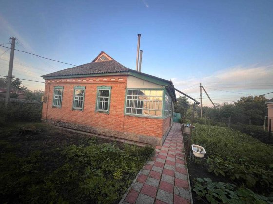 Продається будинок Карлівка