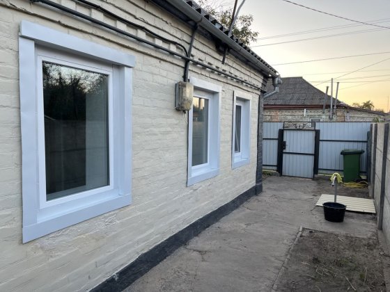 Продається 1/2 житлового будинку 42.4 м.кв в м. Пирятин Пирятин