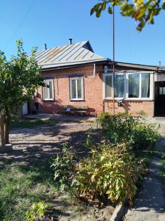 Продам будинок м.Кобеляки - фото 1