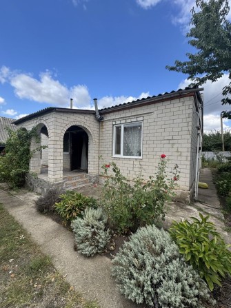 Продаж будинку в місті Кобеляки - фото 1