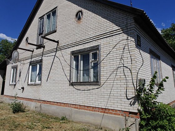 Продаж будинку у селищі Котельва Котельва