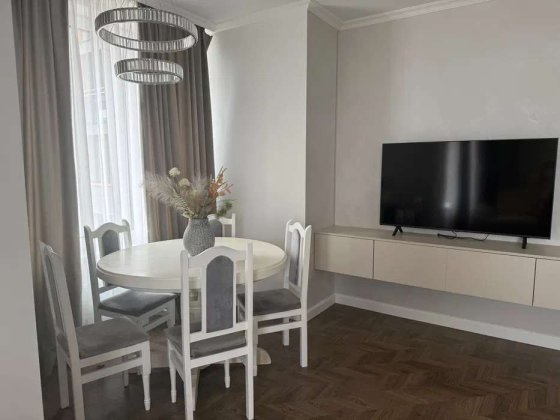 Продаж 3-кімнатної квартири вул. Дніпровська Набережна,18А ЖК “Seven”