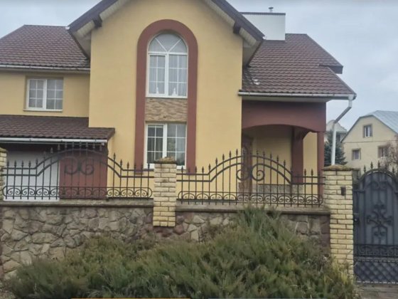 ПРОДАЖ ДВОПОВЕРХОВОГО БУДИНКУ В С. БІЛА — 270 М² ТА 8,5 СОТИХ ЗЕМЛІ Біла