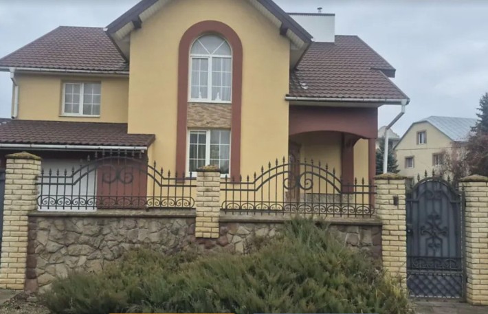 ПРОДАЖ ДВОПОВЕРХОВОГО БУДИНКУ В С. БІЛА — 270 М² ТА 8,5 СОТИХ ЗЕМЛІ - фото 1