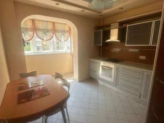 Продаж 3-к квартири вул.Івана Полюя 1 Київ