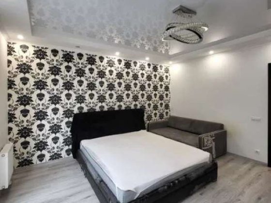 Продаж 1-к квартири Драгоманова 2