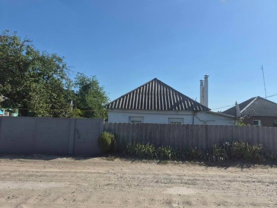 Продаж будинку в Балаклії: простора ділянка та чудові можливості для облаштування за вашим смаком Балаклея