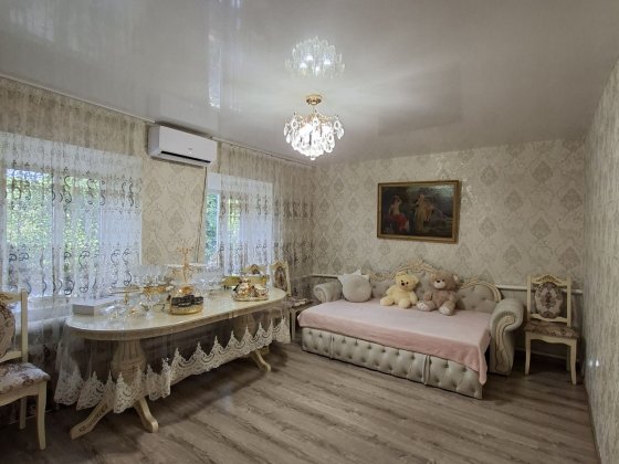 Продам будинок з реионтом та зручностями, район 4 школи Первомайськ