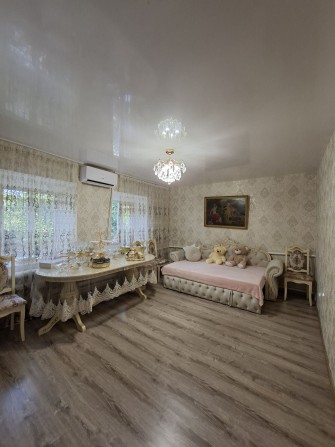 Продам будинок з реионтом та зручностями, район 4 школи - фото 1