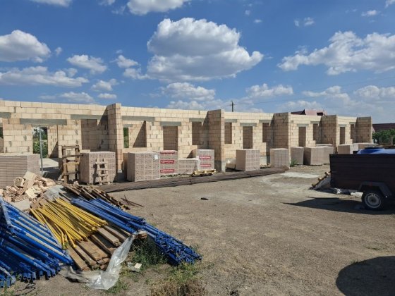Таунхауз без внутрішнього оздоблення  в районі Фрегат Первомайськ
