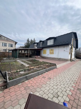 Продається великий двоповерховий будинок у районі 16 школи - фото 1