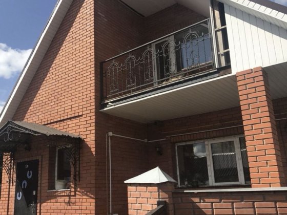 Двухэтажный кирпичный дом 120 кв.м. 23 сотки земли в 5-ти минутах от центра пос. Бабаи. Старт-64999$ Бабаи