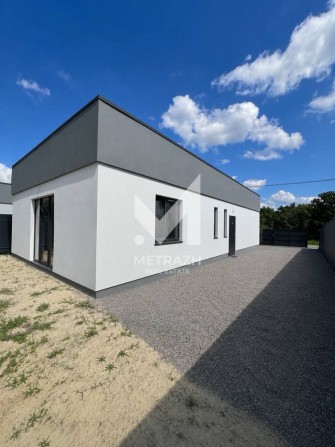 Продам будинок в Бабаях, 105м2, під чистову обробку, документи - фото 1