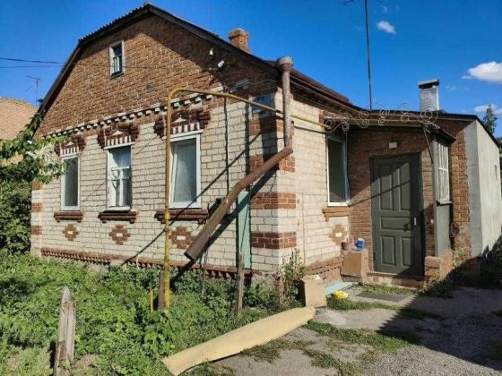 Продам цегляний будинок в  Коротичі, з усіма зручностями Коротич