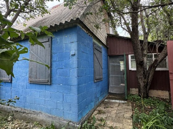 Продам дачу с гаражом Коротич