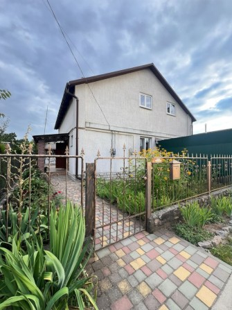 Продаж великого будинку з гарним ремонтом - фото 1