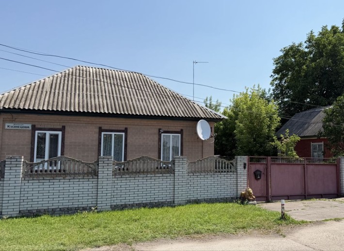 Продаж добротного будинку в Золотоноші - фото 1
