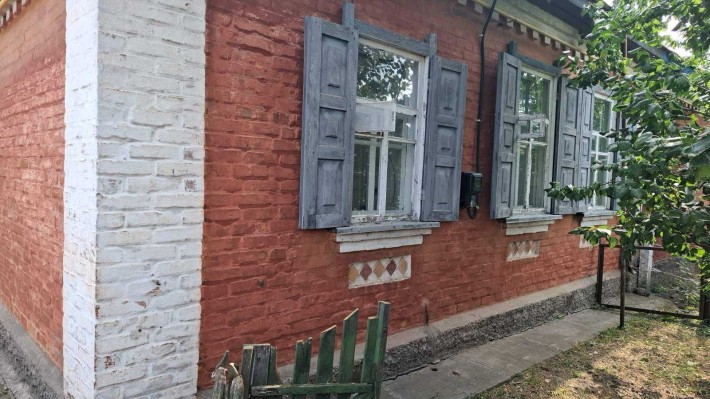 продам пів будинку в Золотоноші - фото 1