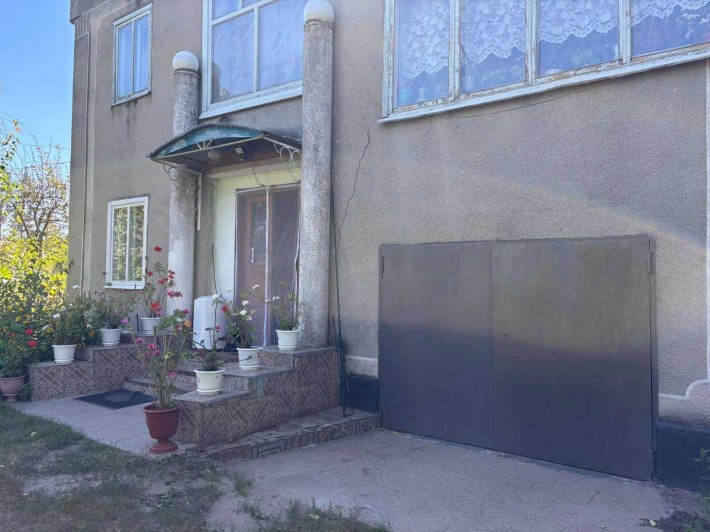 *Продаж просторого будинку в с.Мошни. - фото 1