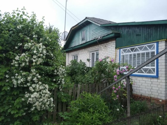 Продаю булинок м.Мена/торг є/ дод фото вишлю Мена
