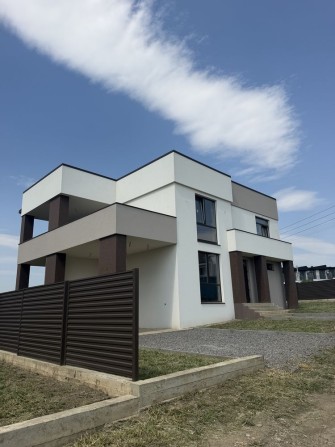 Продаж новозбудованого  будинку - фото 1